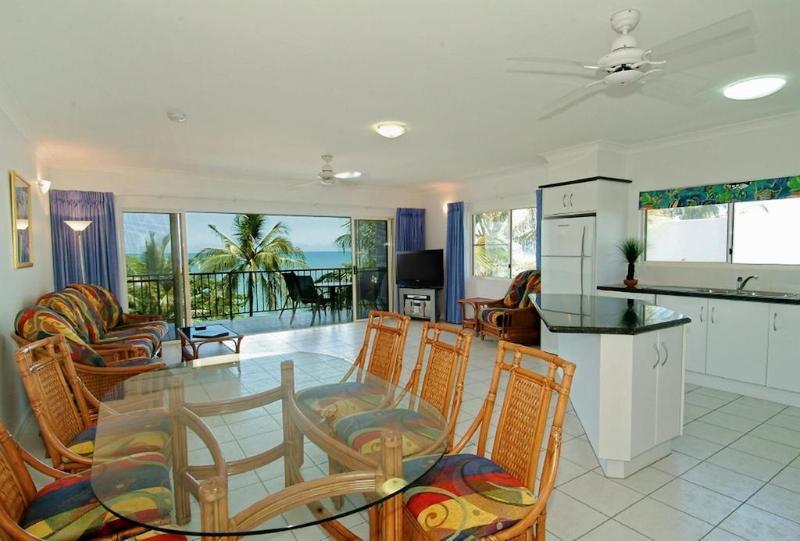 Beachfront Apartments On טריניטי ביץ' מראה חיצוני תמונה