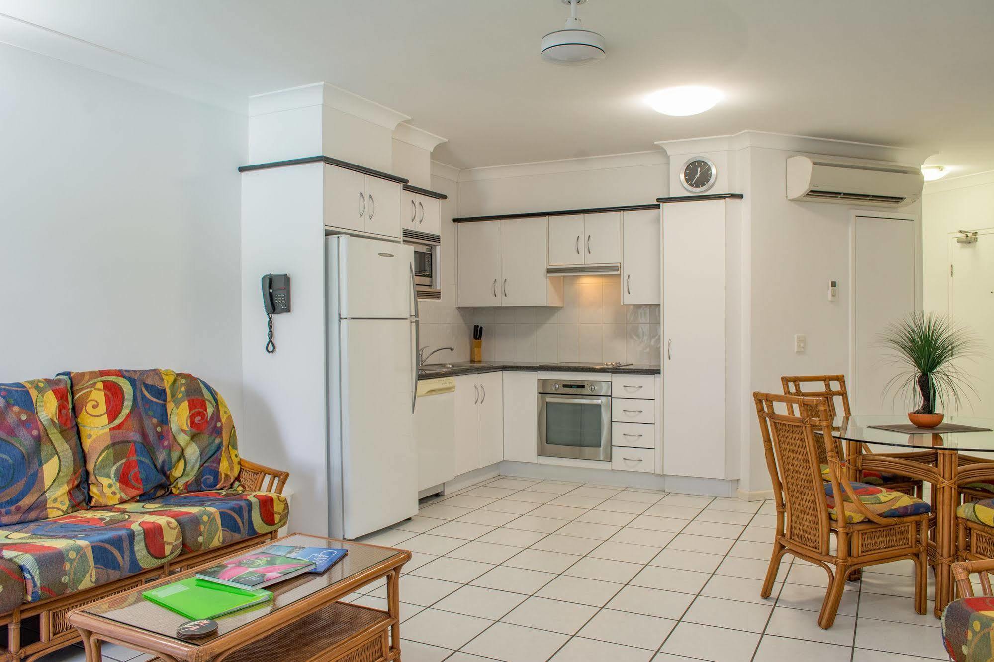 Beachfront Apartments On טריניטי ביץ' מראה חיצוני תמונה